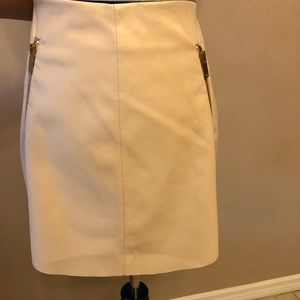 ✨NEW LISTING✨ PHILOSOPHY CREAM MINI SKIRT